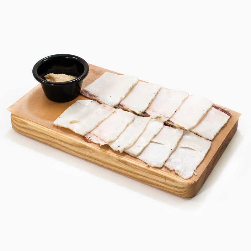 Сало с хреном